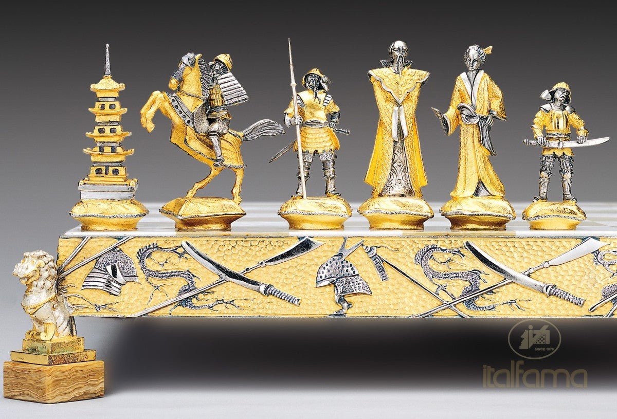 Ensemble d'échecs en bronze et or - SAMURAI - La bataille de Nagashino (1575) - ensemble jeu d'échecs décoratif de luxe - Rouge et Noir