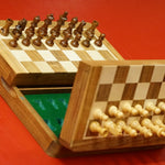 Ensemble jeu d'échecs en acacia - Coffre à volet - Magnétique - Coffre d'échecs et jeu d'échecs de voyage cadeau -12a - Rouge et Noir