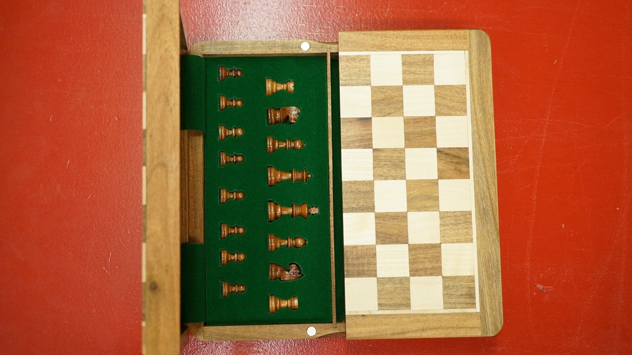 Ensemble jeu d'échecs en acacia - Coffre à volet - Magnétique - Coffre d'échecs et jeu d'échecs de voyage cadeau -12a - Rouge et Noir