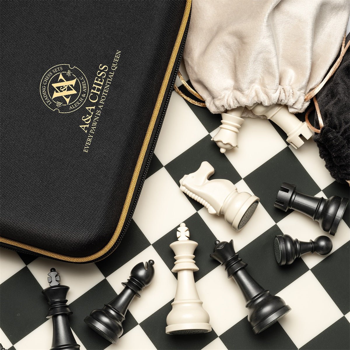 Ensemble jeu d'échecs en trousse - Plastique et silicone - ensemble d'échecs classique jeu d'échecs échecs de voyage - Rouge et Noir